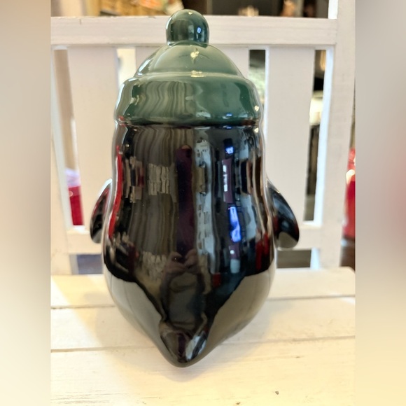 Rae Dunn Penguin with Green Hat - Picture 3 of 3